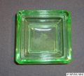 1920s-0883_ash_tray_used_with_885_jar_emerald.jpg